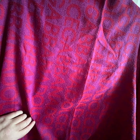 D&G Pink Shawl Cozy Wrap Scarf - Picture 4 of 7